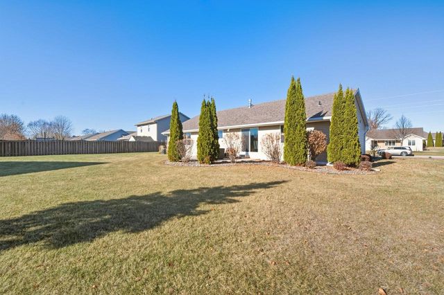 3090 BETH DRIVE, Green Bay, WI 54311