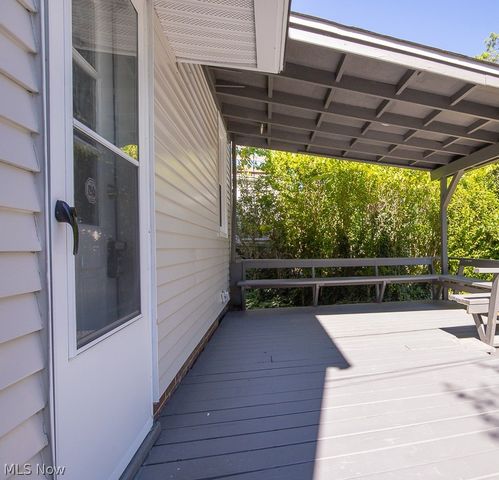 21901 Kennison Avenue, Euclid, OH 44123