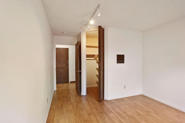 10753 Elkhorn Dr, Stockton, CA 95209