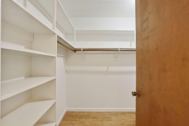 10753 Elkhorn Dr, Stockton, CA 95209