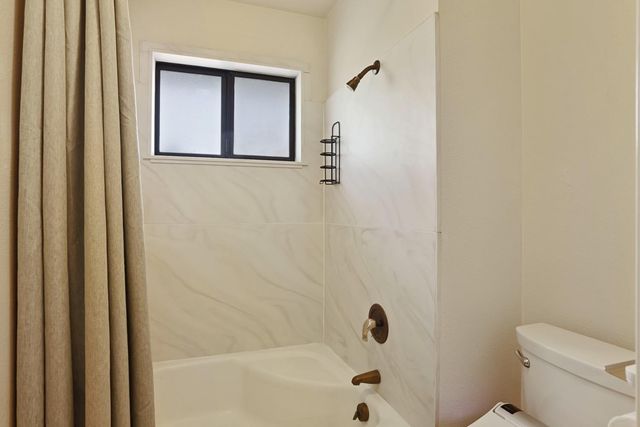 10753 Elkhorn Dr, Stockton, CA 95209