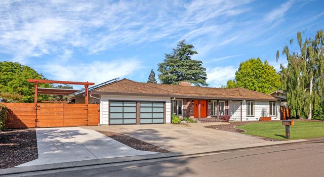 10753 Elkhorn Dr, Stockton, CA 95209