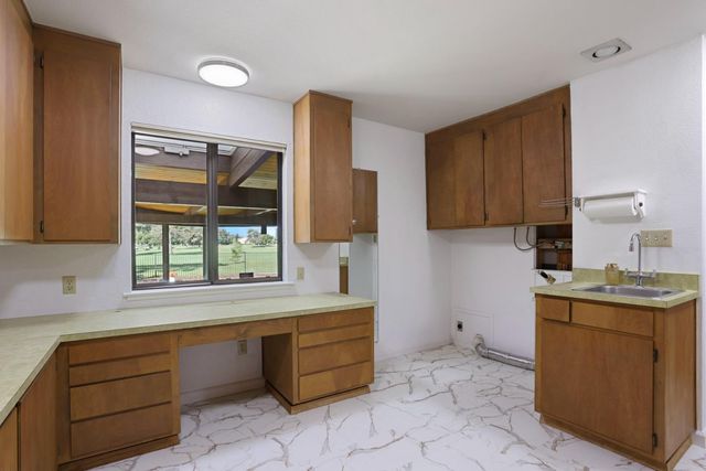 10753 Elkhorn Dr, Stockton, CA 95209