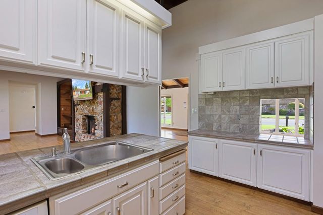 10753 Elkhorn Dr, Stockton, CA 95209