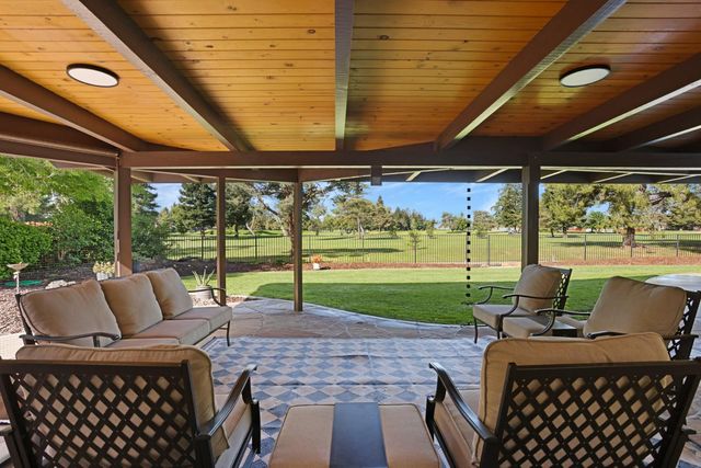 10753 Elkhorn Dr, Stockton, CA 95209