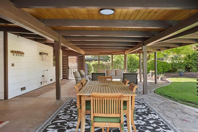 10753 Elkhorn Dr, Stockton, CA 95209