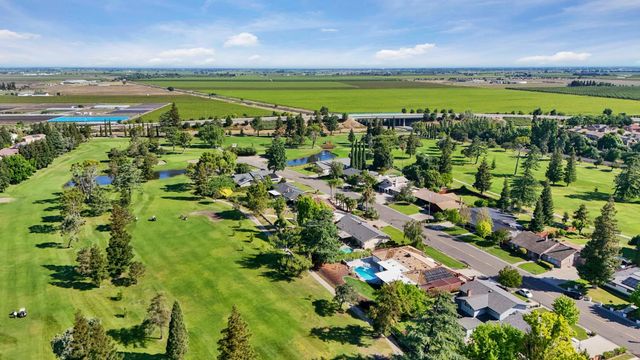 10753 Elkhorn Dr, Stockton, CA 95209