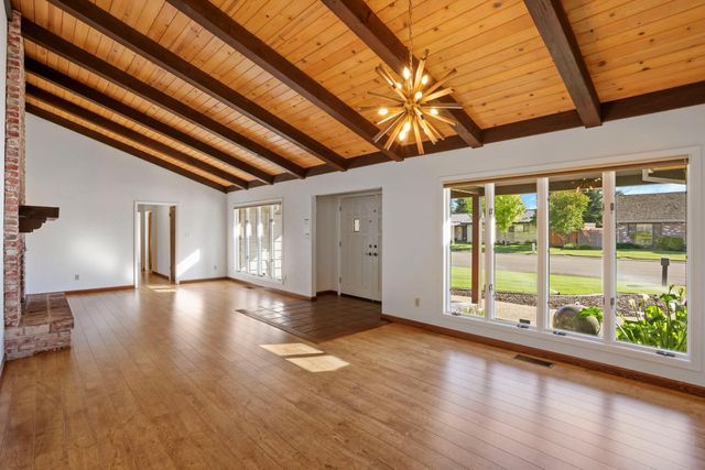 10753 Elkhorn Dr, Stockton, CA 95209