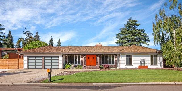 10753 Elkhorn Dr, Stockton, CA 95209