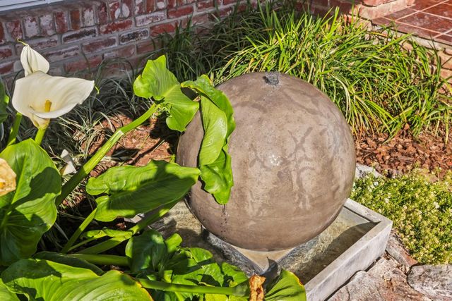 10753 Elkhorn Dr, Stockton, CA 95209