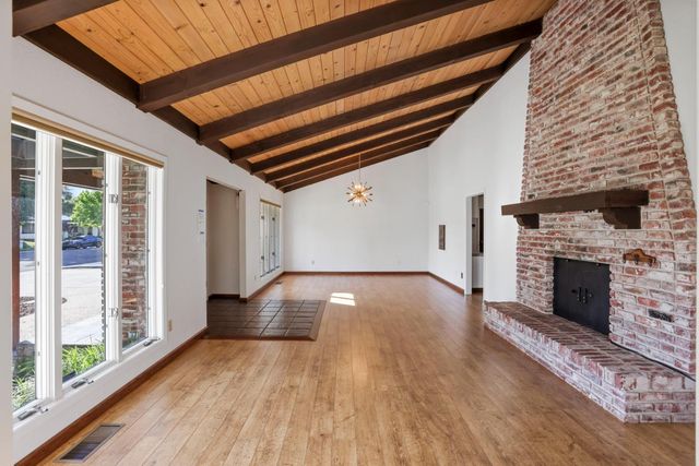 10753 Elkhorn Dr, Stockton, CA 95209