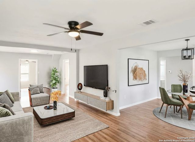 1050 Vanderbilt, San Antonio, TX 78210
