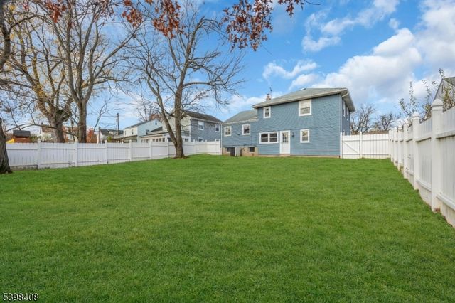 8 Von Steuben Ln, South Bound Brook Boro, NJ 08880