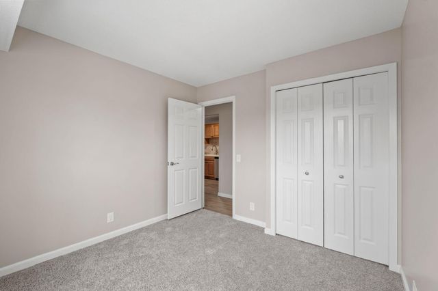 10512 Decatur Avenue S, Bloomington, MN 55438