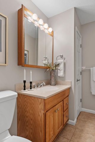 10512 Decatur Avenue S, Bloomington, MN 55438