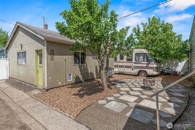 531 16th Avenue, Longview, WA 98632