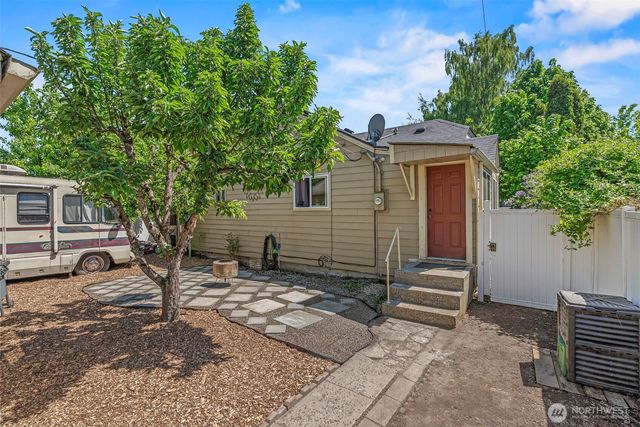 531 16th Avenue, Longview, WA 98632