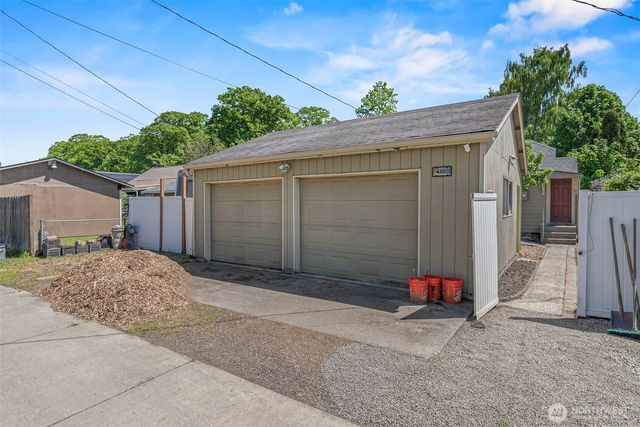 531 16th Avenue, Longview, WA 98632