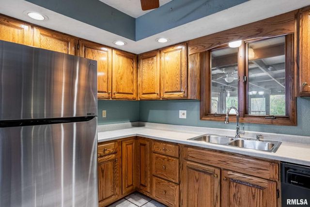 1718 RUSSELL Road, West Frankfort, IL 62896