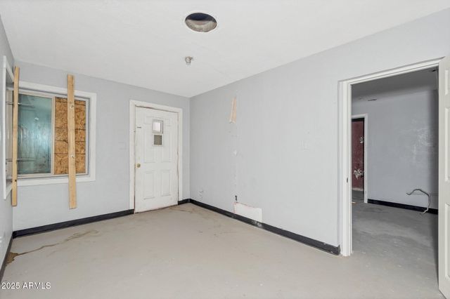 1945 W VAN BUREN Street, Phoenix, AZ 85009