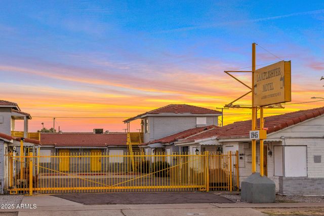 1945 W VAN BUREN Street, Phoenix, AZ 85009