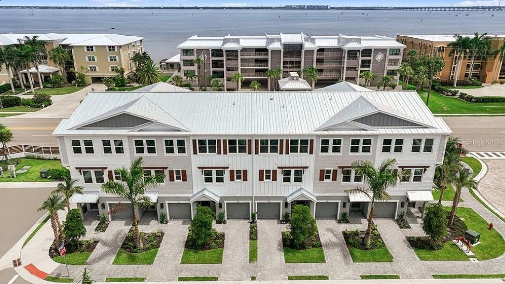1624 COMPASS POINTE COURT 202, Punta Gorda, FL 33950