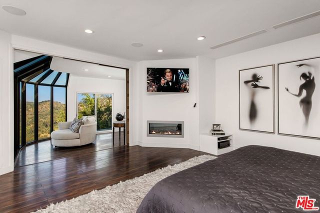 11955 Pinnacle Place, Beverly Hills, CA 90210