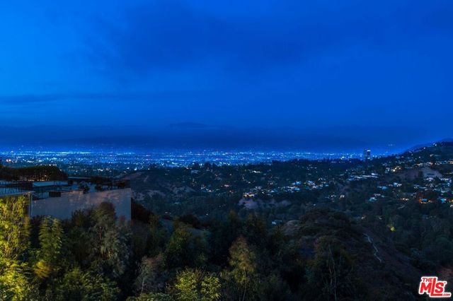 11955 Pinnacle Place, Beverly Hills, CA 90210