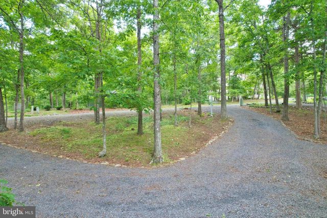 277 ANDERSON RD, Basye, VA 22810