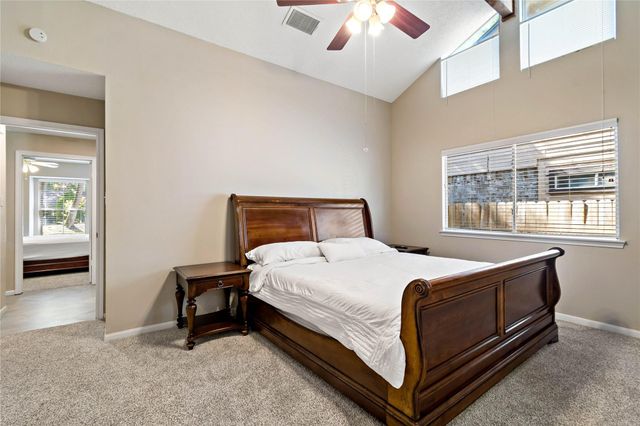 9 Brentwood Oaks Court, Spring, TX 77381