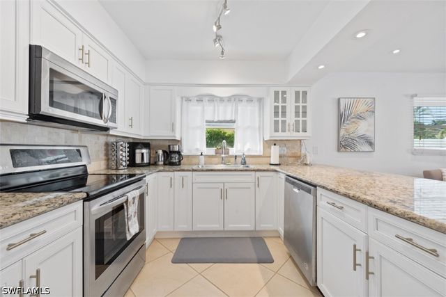 575 97th AVE N, Naples, FL 34108