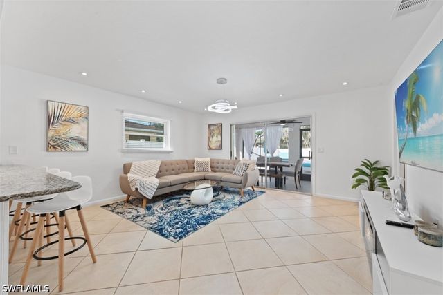 575 97th AVE N, Naples, FL 34108