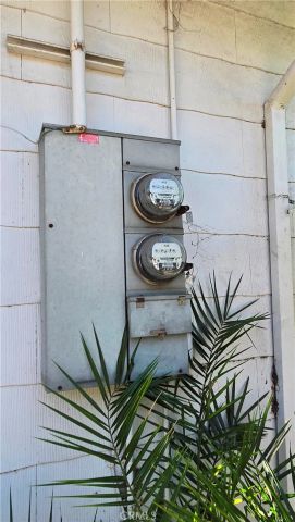 219 S Avenue 60, Los Angeles, CA 90042