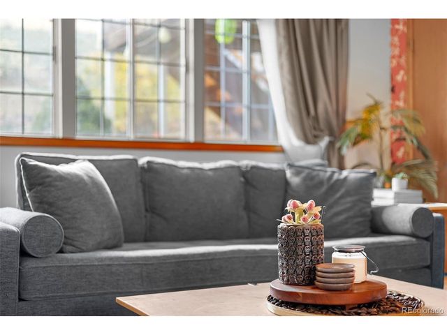 10289 Oak St, Broomfield, CO 80021