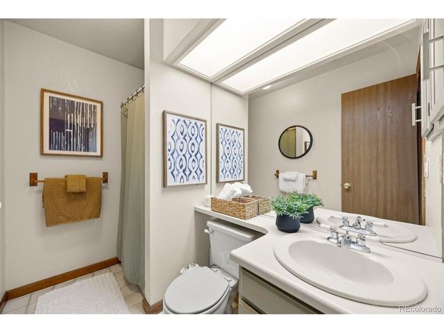 10289 Oak St, Broomfield, CO 80021