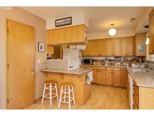 5491 Se TELEGRAPH Rd, Amity, OR 97101