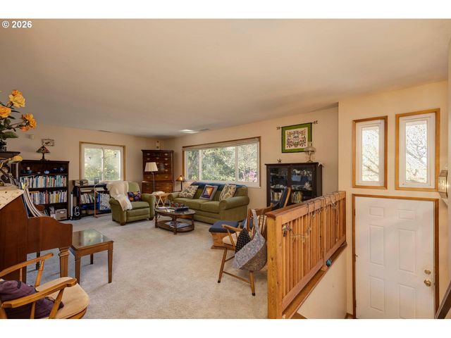 5491 Se TELEGRAPH Rd, Amity, OR 97101