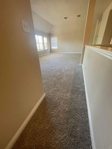 2204 Voyageurs LN, Austin, TX 78747