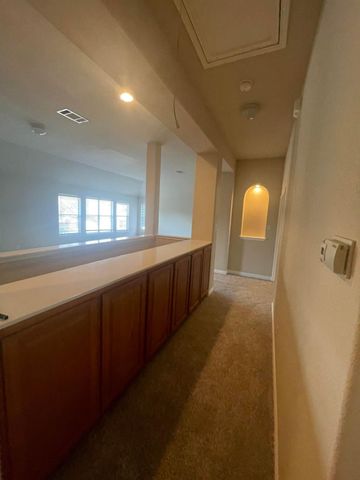 2204 Voyageurs LN, Austin, TX 78747