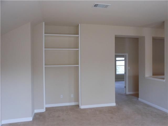 2204 Voyageurs LN, Austin, TX 78747