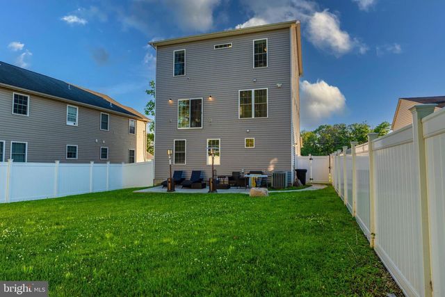 7853 OAKDALE AVE, Rosedale, MD 21237