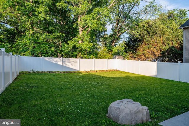 7853 OAKDALE AVE, Rosedale, MD 21237
