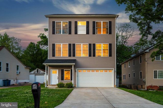 7853 OAKDALE AVE, Rosedale, MD 21237