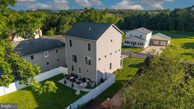 7853 OAKDALE AVE, Rosedale, MD 21237