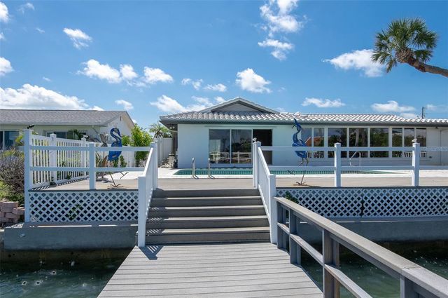 511 64TH AVENUE, St Pete Beach, FL 33706