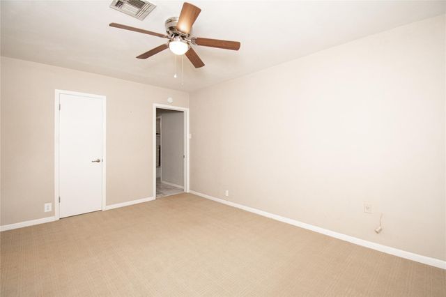 812 N Penelope ST, Belton, TX 76513