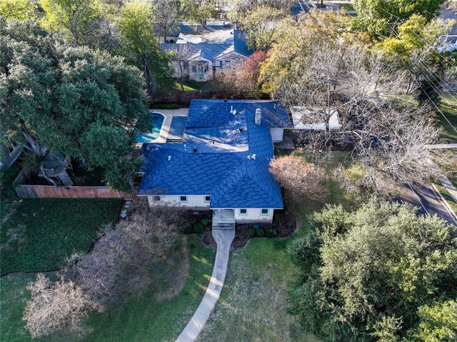 812 N Penelope ST, Belton, TX 76513