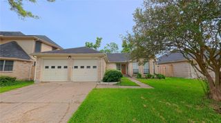 4426 Waterfall Way, Sugar Land, TX 77479