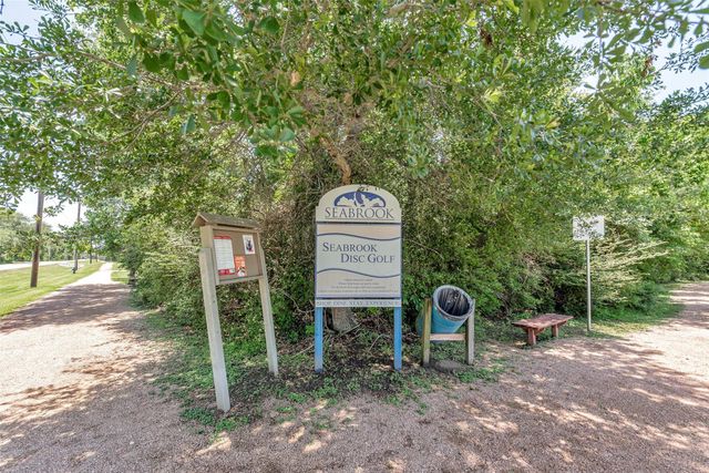 2317 Nassau Drive, Seabrook, TX 77586