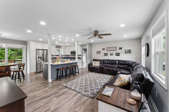 3084 Eugene Street, Burton, MI 48519